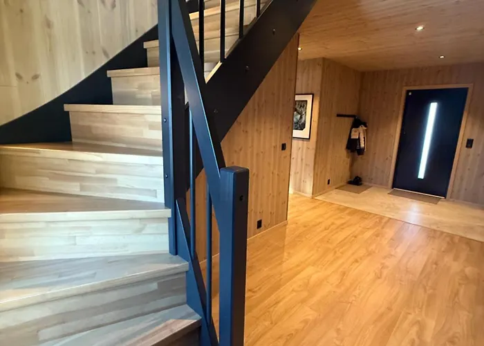 Ny I Vakre Oppdal, Norge Feriehus